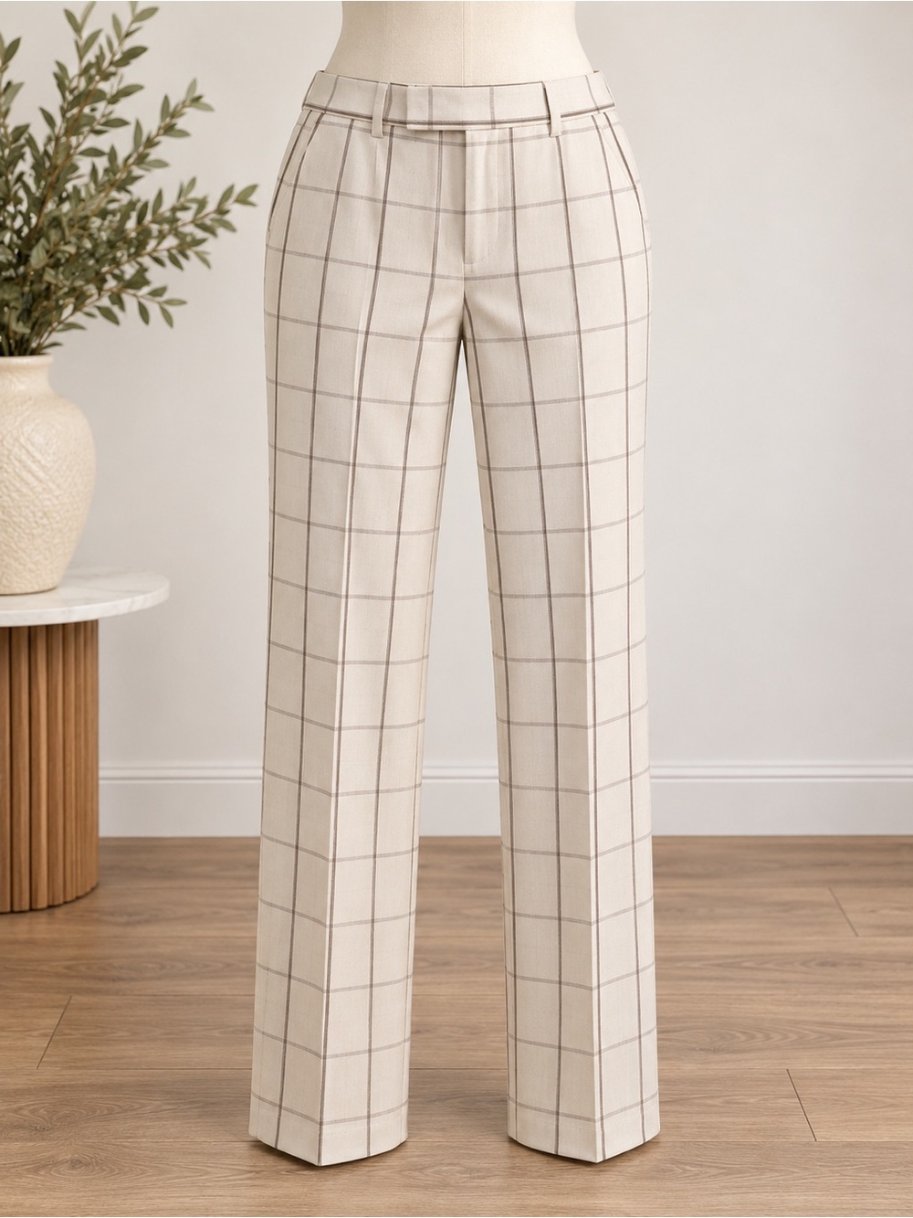 ASOS DESIGN cream windowpane check tailored trousers in size US 8 / UK 12 / EU 4